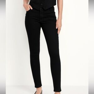 Women’s Old Navy Black Wash Mid-Rise Rockstar Supper Skinny Jeans Size 6